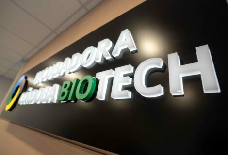 El IMDEEC renueva sus convenios con la UCO y FIBICO para dinamizar la incubadora Córdoba Biotech e impulsar la investigación