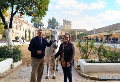 Córdoba Ecuestre consolida su presencia junto a ‘Le Cadre Noir’, la mejor escuela de equitación del mundo, gracias al IMDEEC