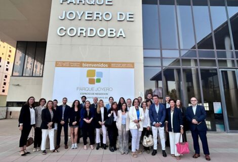 El sector joyero impulsa su internacionalización reuniendo a 18 oficinas comerciales de Andalucía TRADE gracias al IMDEEC
