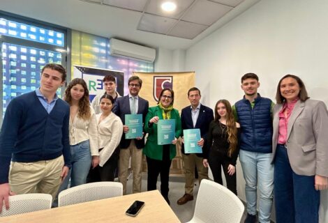 Un convenio entre el IMDEEC y el IES Luis de Góngora permite al alumnado de FP completar su formación en un entorno profesional real
