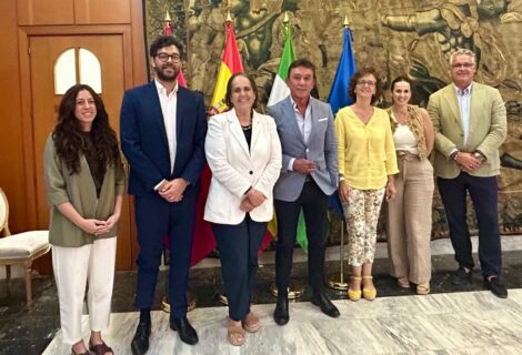 El IMDEEC respalda al sector joyero en su proyección internacional y afianza su apoyo ante las grandes ferias del sector El IMDEEC respalda al sector joyero en su proyección internacional y afianza su apoyo ante las grandes ferias del sector